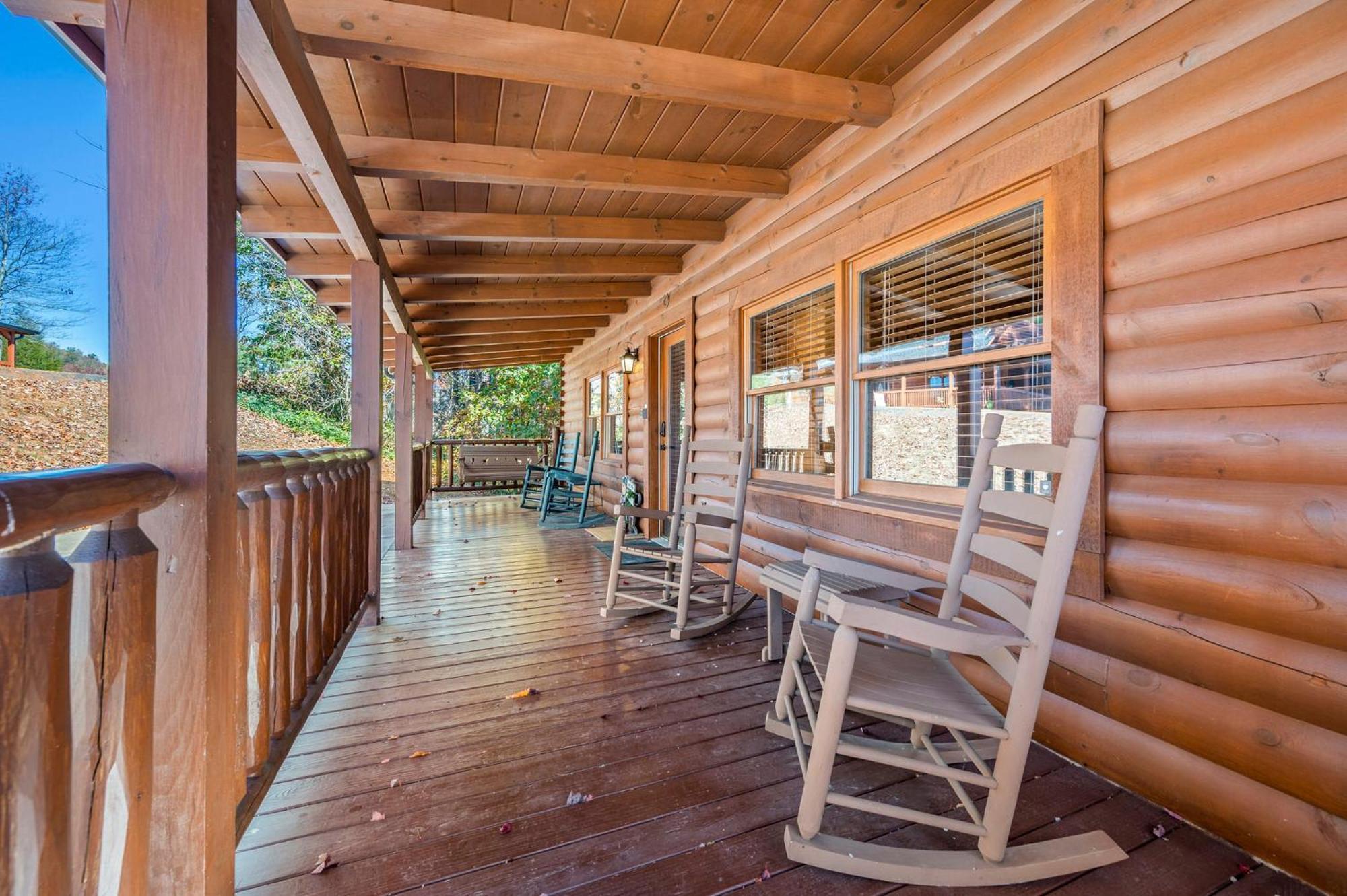 Bearfoot Pines - True Log Cabin - Wi-Fi, Hot Tub, Fishing, Deck With Views! - Mins To Pf Sevierville Luaran gambar